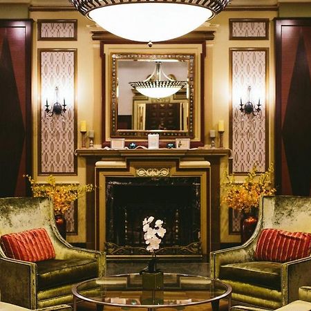 Carleton Of Oak Park Hotel Buitenkant foto